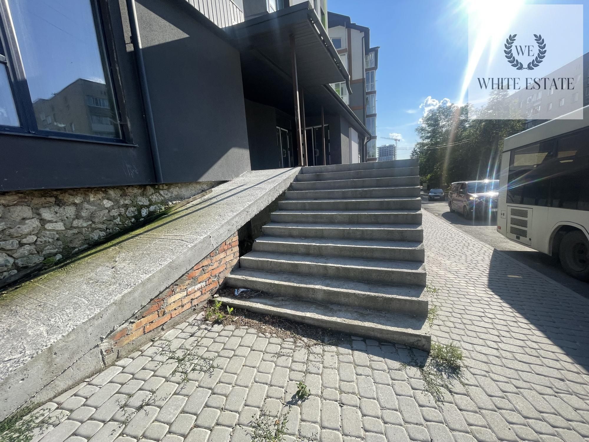 Продаж комерційного приміщення вул.Наливайка