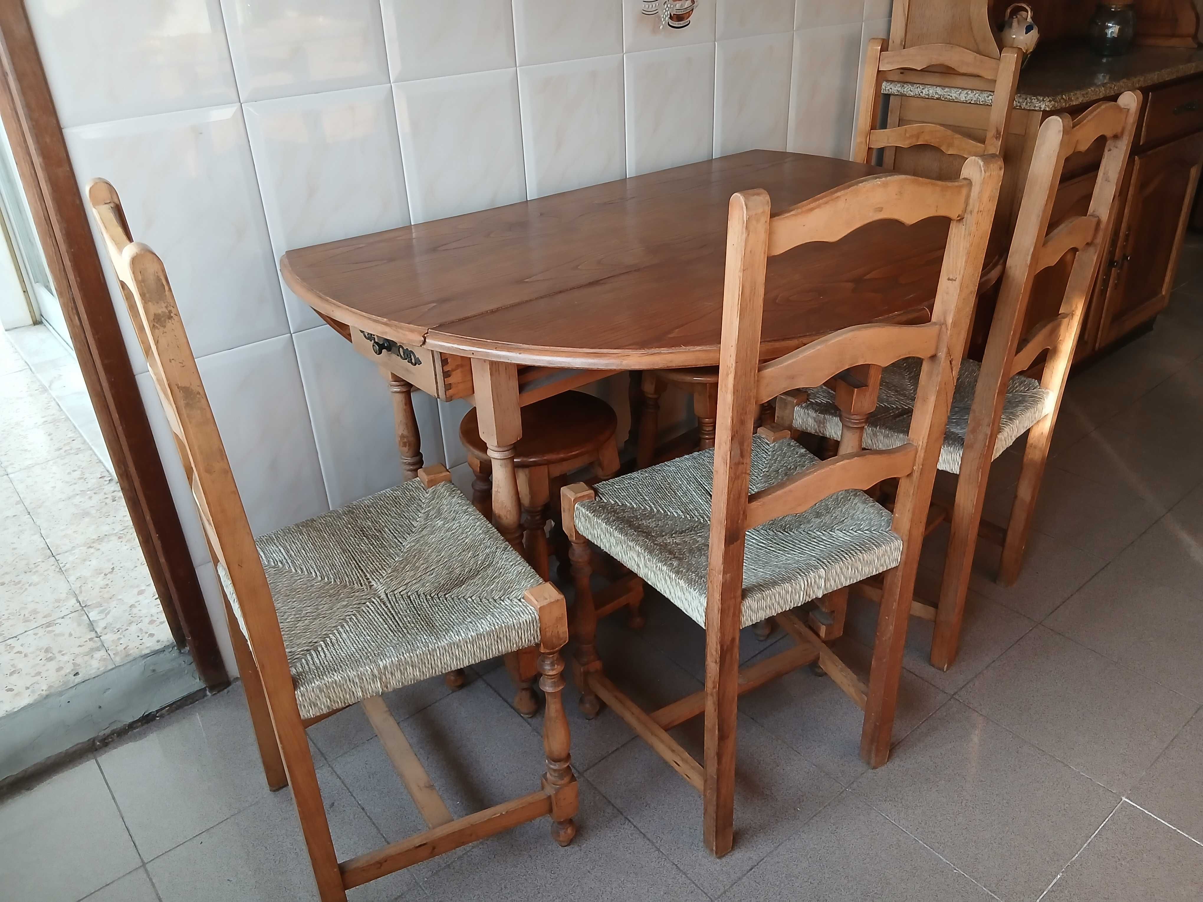 mesa de madeira dobrável