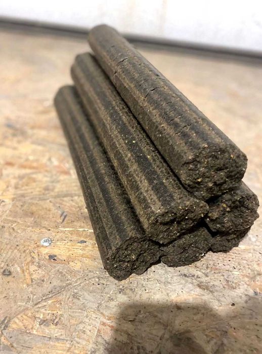 Високоефективні брикети PINI KAY, RUF, NESTRO і пелети — чесна ціна