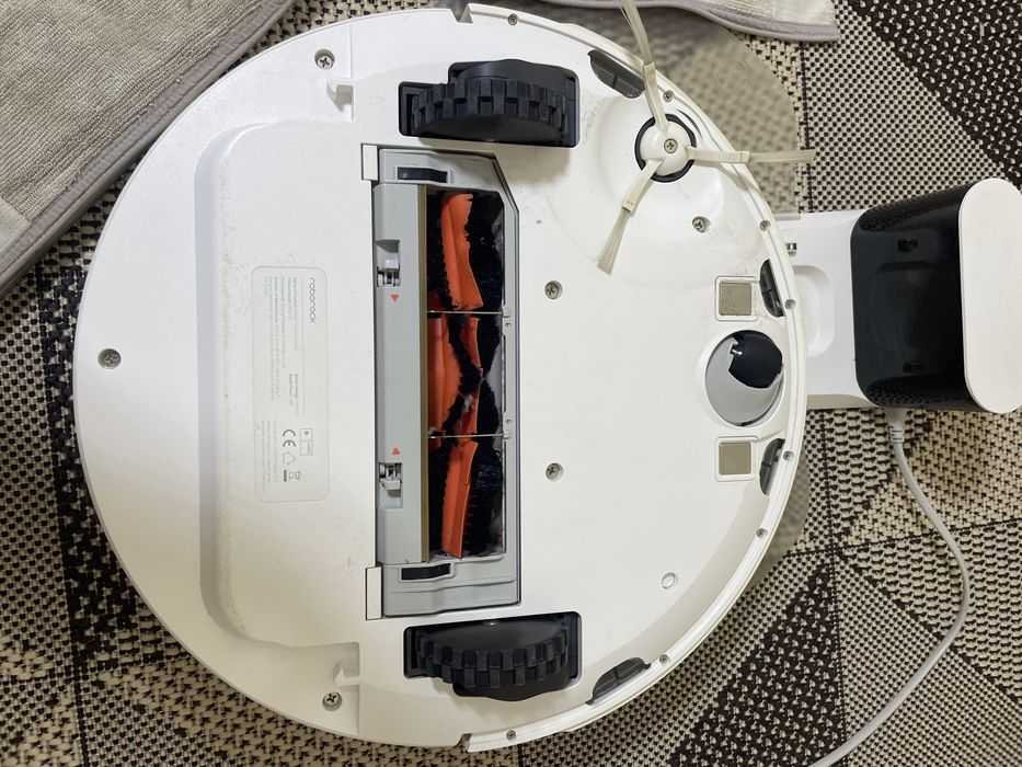 Робот-пилосос Roborock S50 з вологим прибиранням