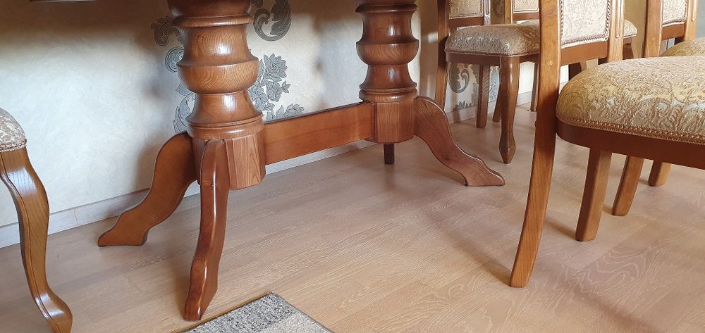 Стіл розкладний із Ясена Овальний + Стільці