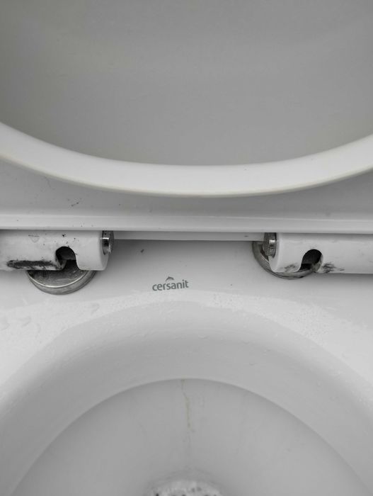 Sprzedam WC idealne na budowę