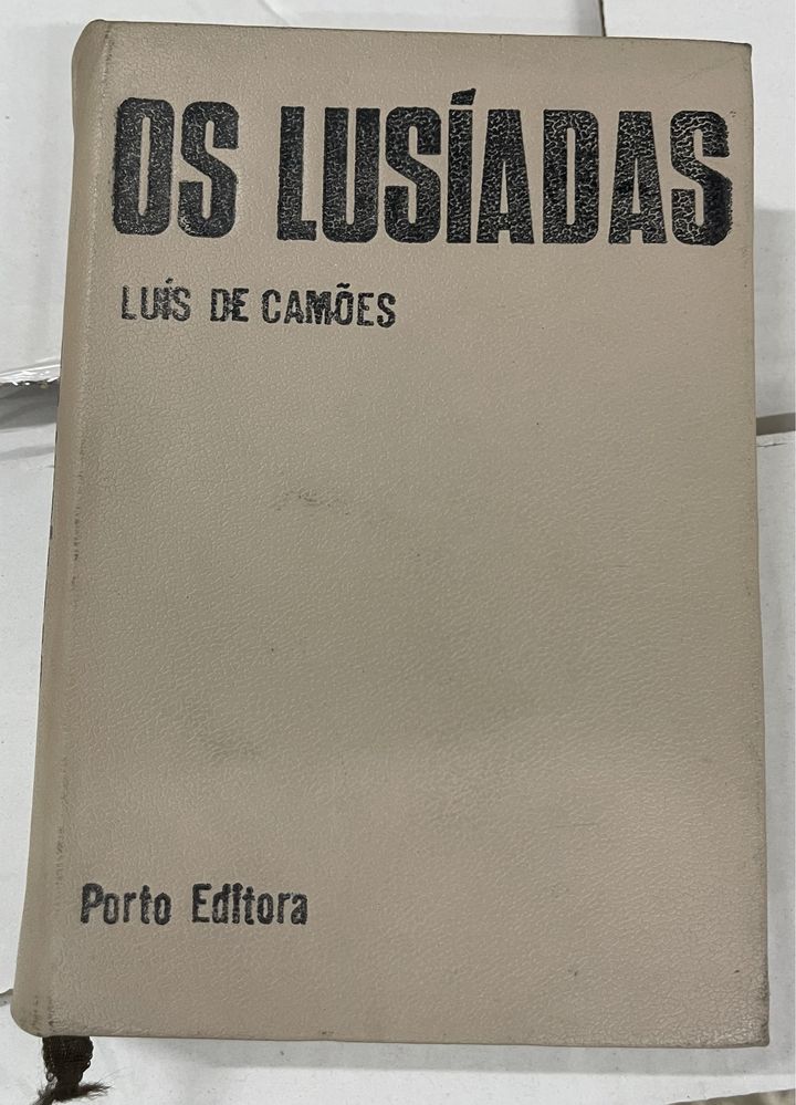 Livro Os Lusiadas versao 1970