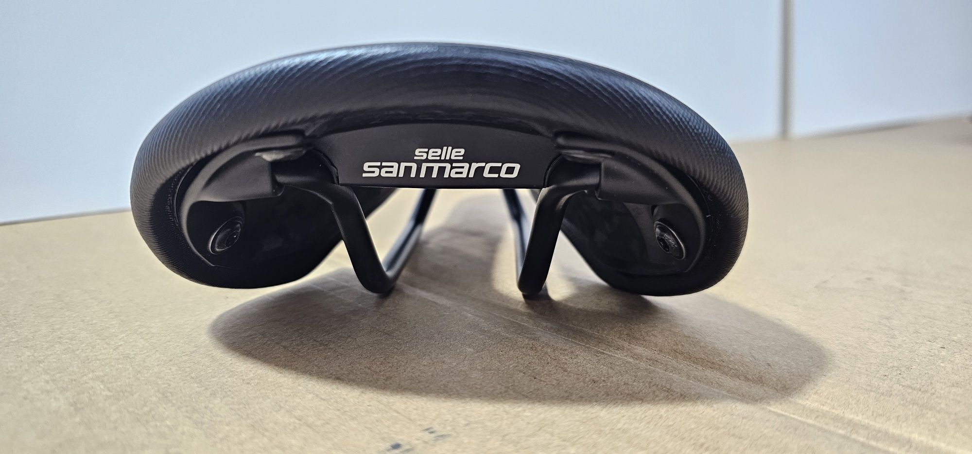 Nowe. Siodełko Selle San Marco Regal Short Open-Fit Dynamic.