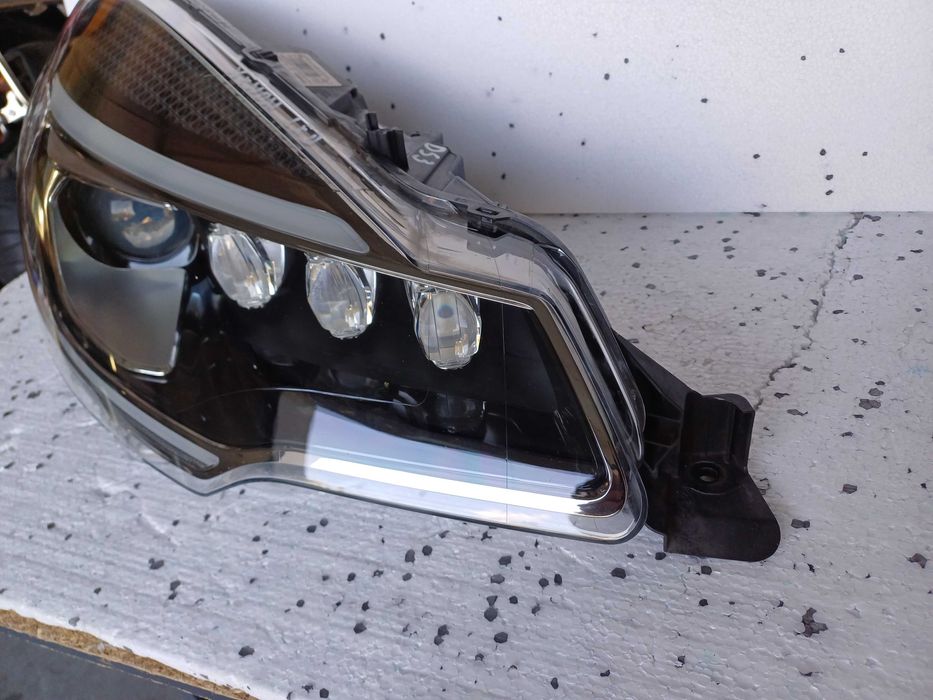 lampa prawa citroen ds3 lift xenon led model 9808.065.080