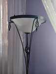Lampa podłogowa .