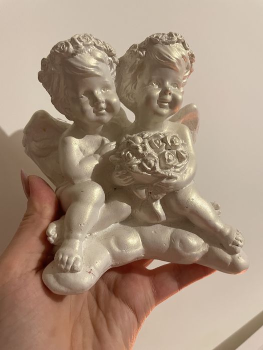 Продам статуєтку гіпсову