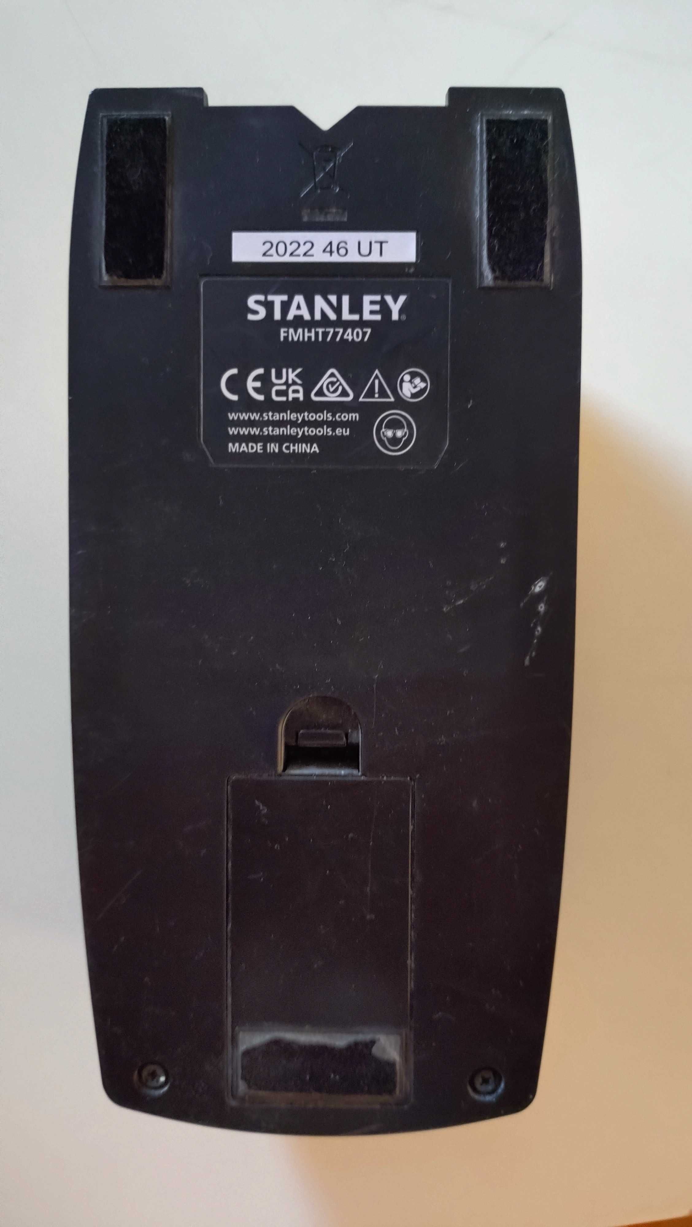 Detektor wykrywacz profili i przewodów Stanley FatMax FMHT77407