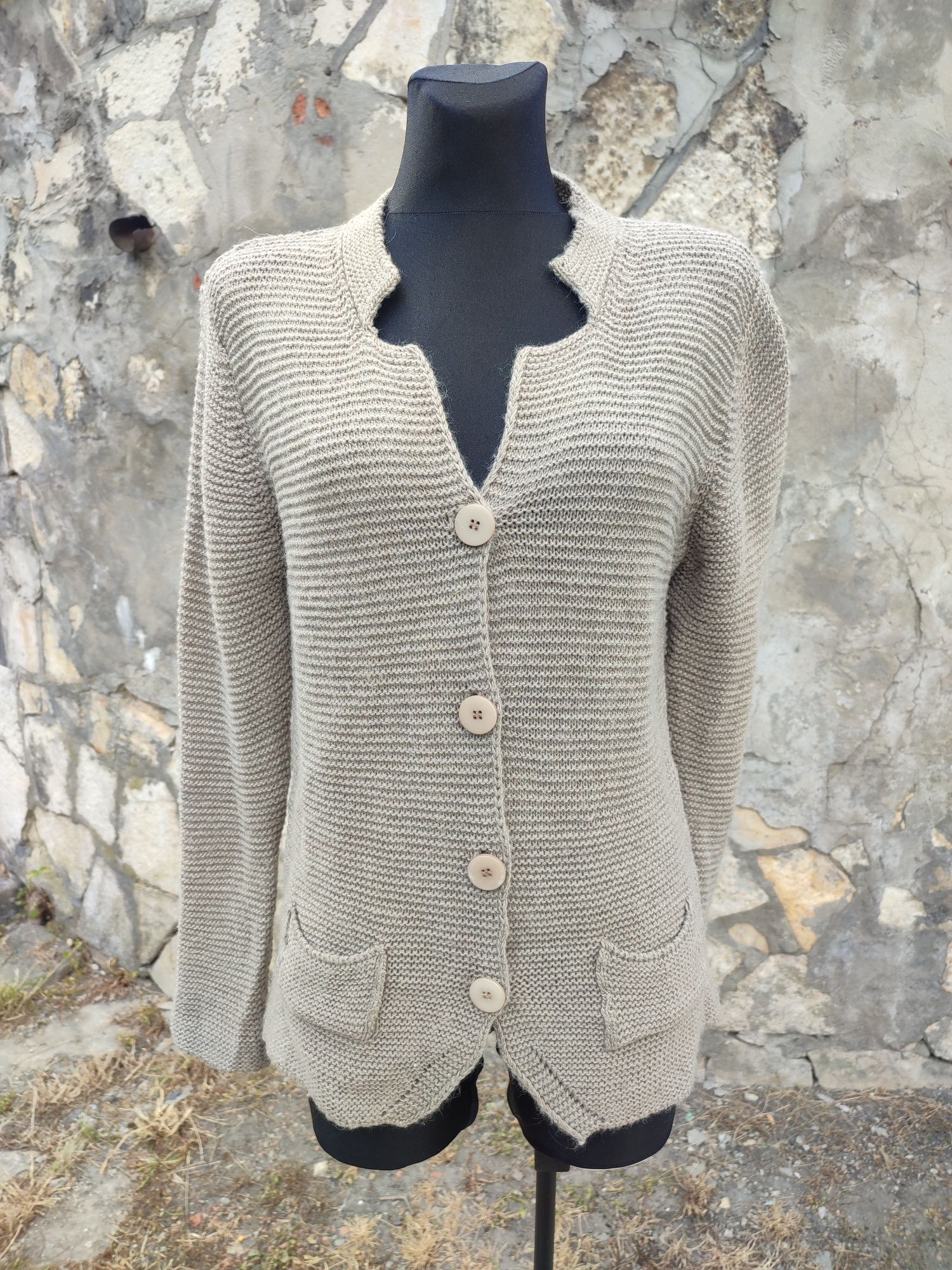 Sweter H Trend (M/L).