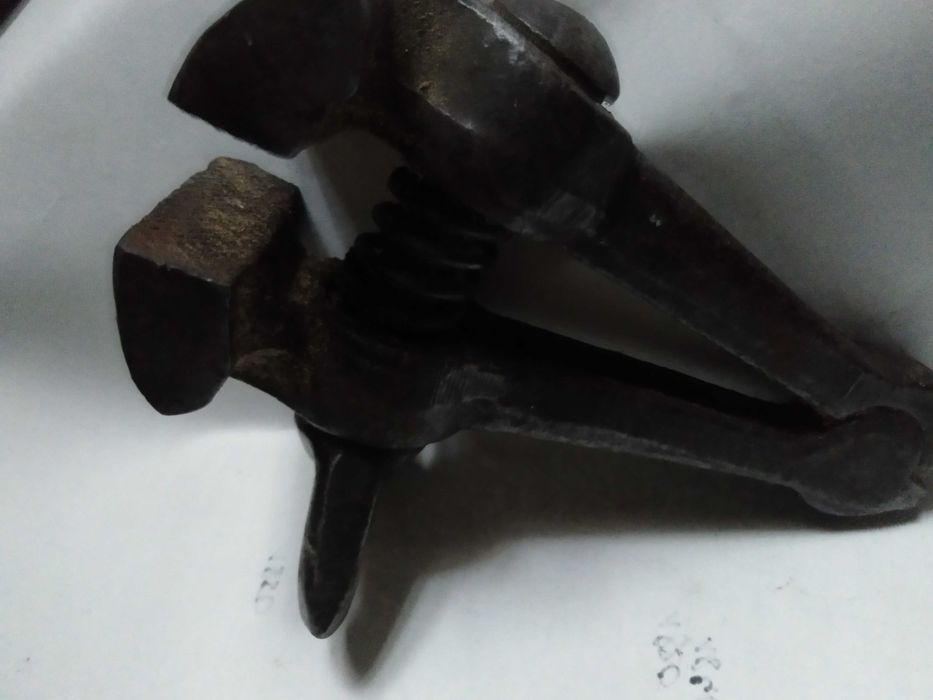 Ścisk Kowalski imadło ręczne retro zabytek