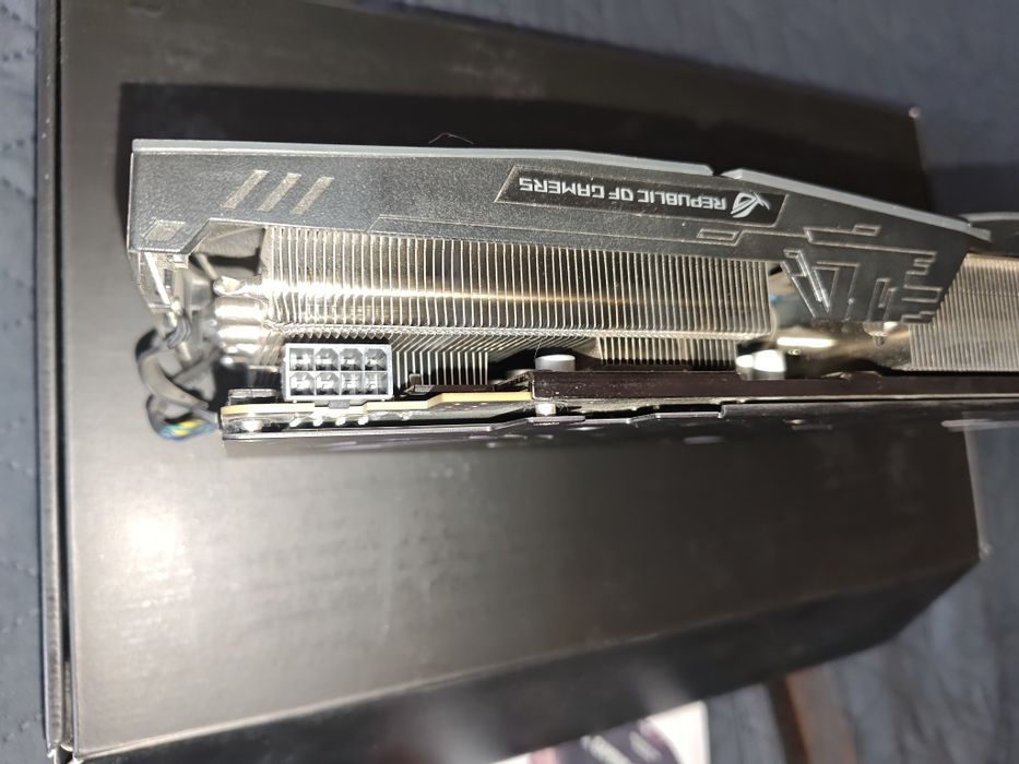 Продам відеокарту