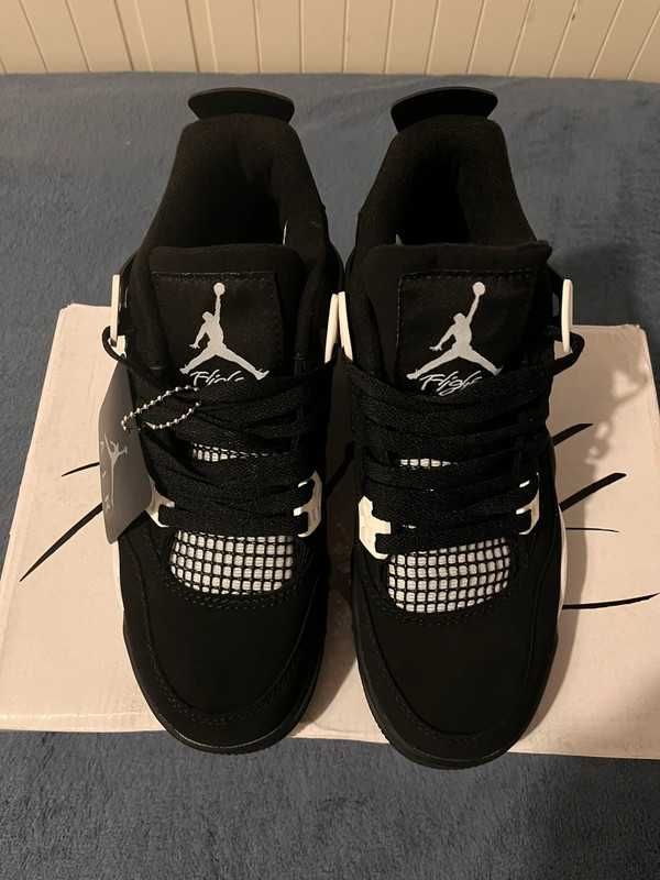 "Buty męskie Jordan 4 Retro" Thunder Czarny Roz 44