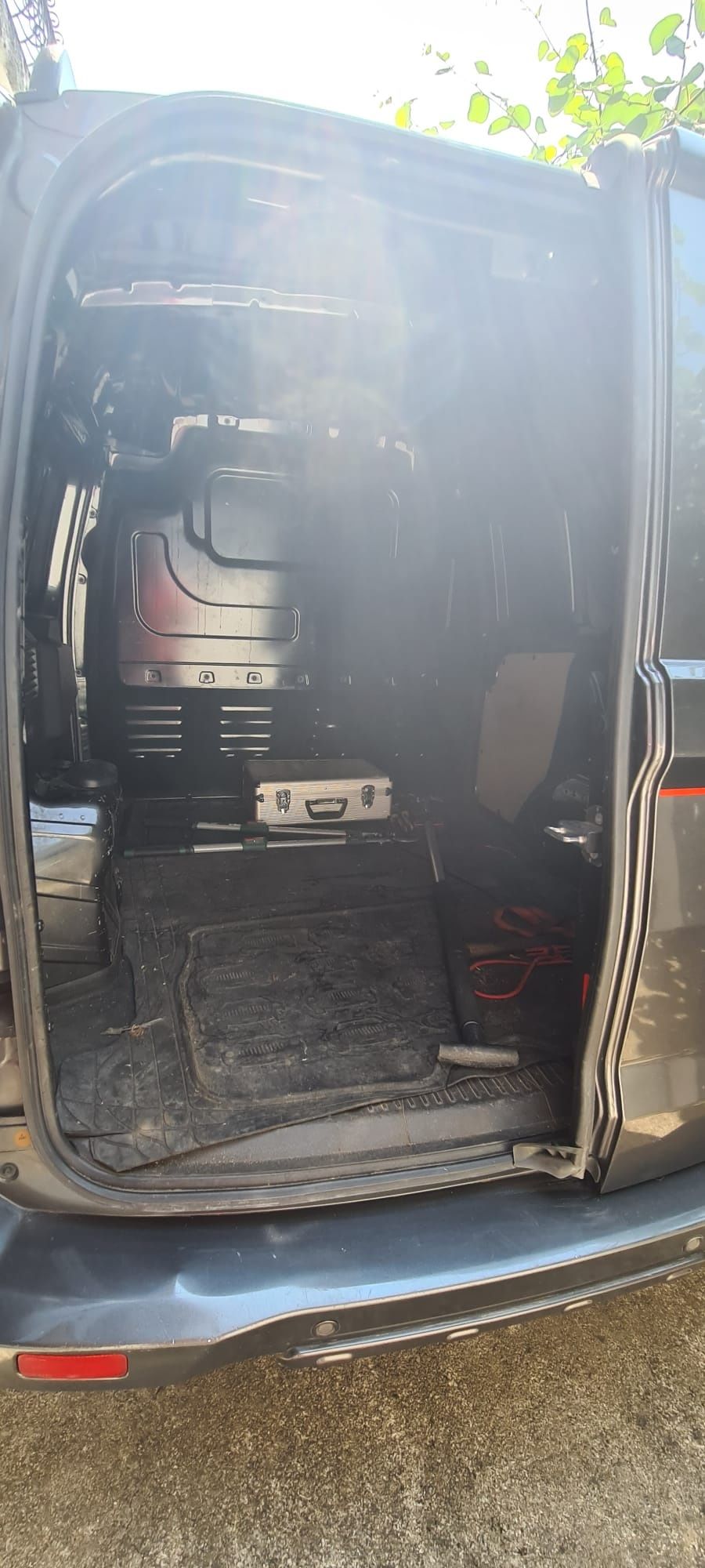 Ford transit courrier 1.5 100cv