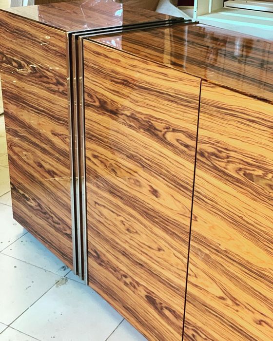 Aparador pau ferro alto brilho