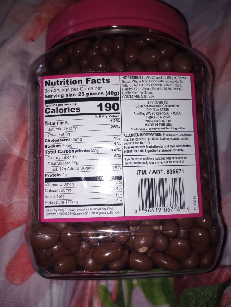 Kirkland Rodzynki w czekoladzie mlecznej 1.5 kg USA