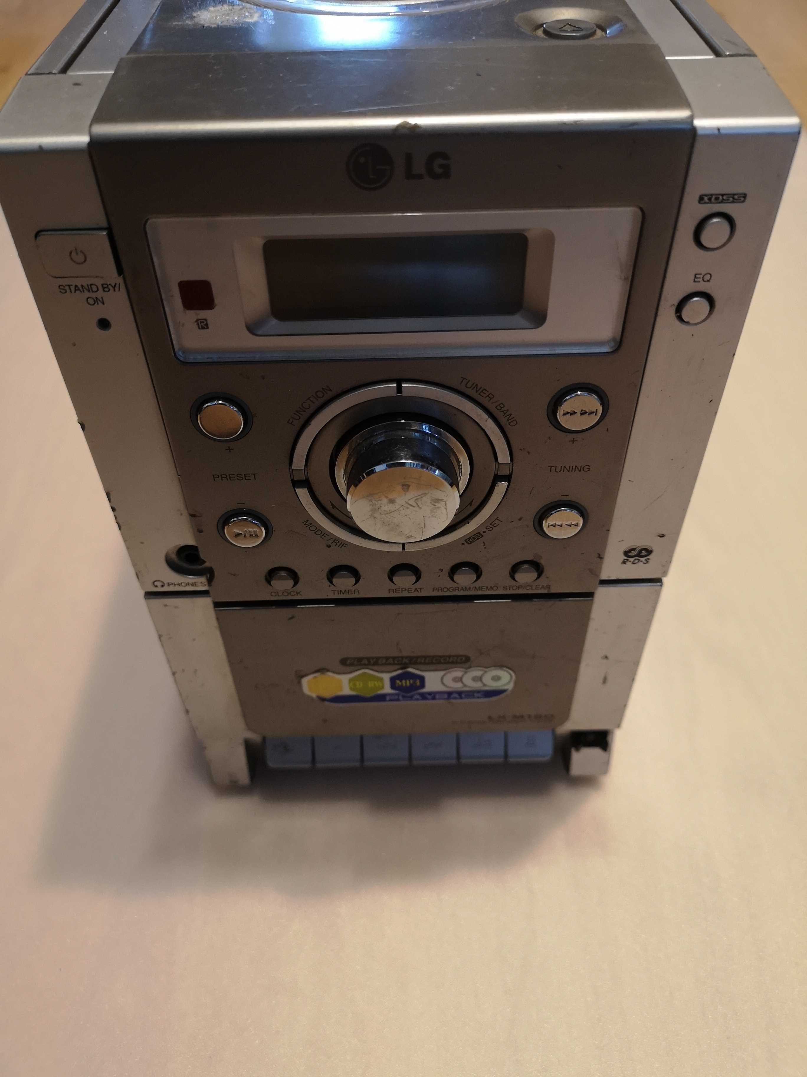 Wieża LG LX-M150D(uszkodzona)