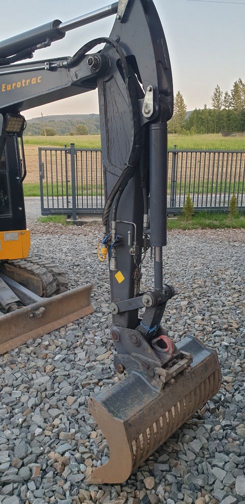 Koparka Kubota eurotrac HE 28 C