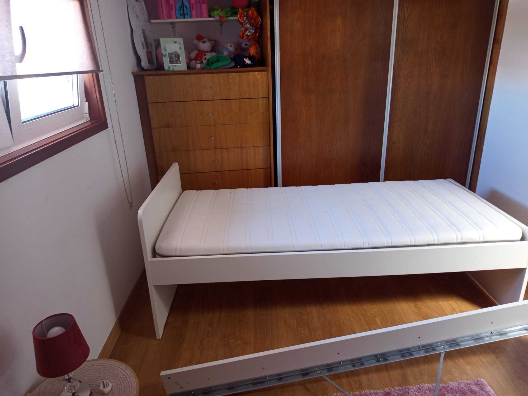 Vendo cama de solteiro IKEA