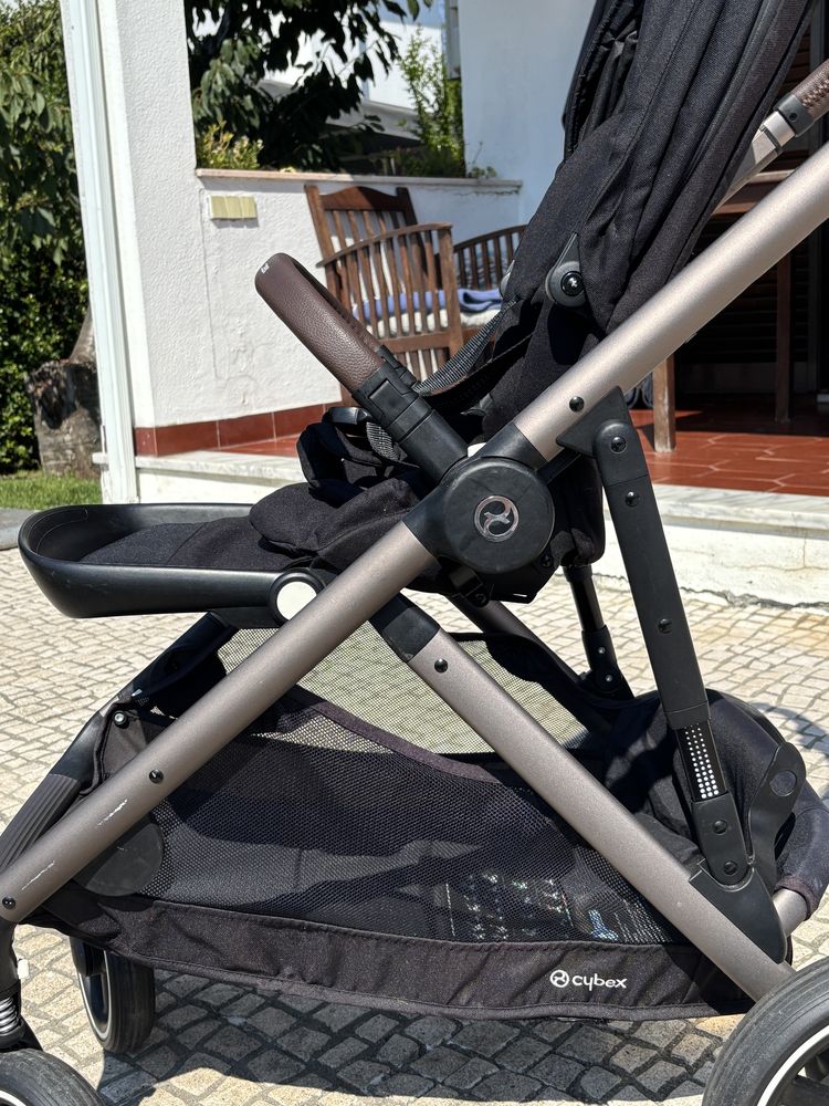 Carrinho duplo Gazelle S + Cadeira Auto Cloud Z
