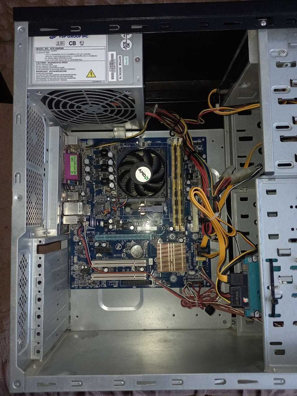 Настільний компютер AMD Athlon 64 X2 / HDD 256GB / RAM 4GB / Windows 7