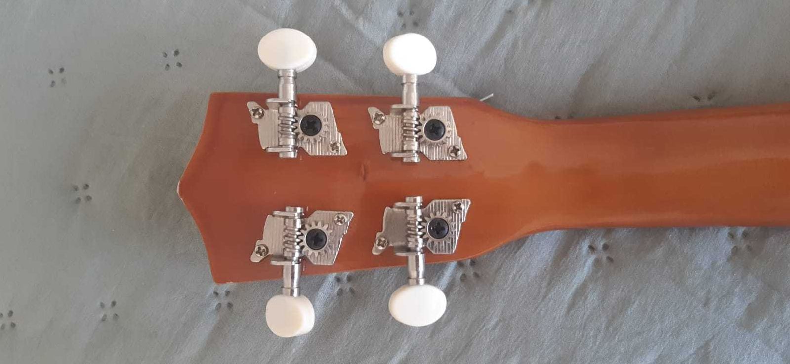 Ukelele, Instrumento Musical