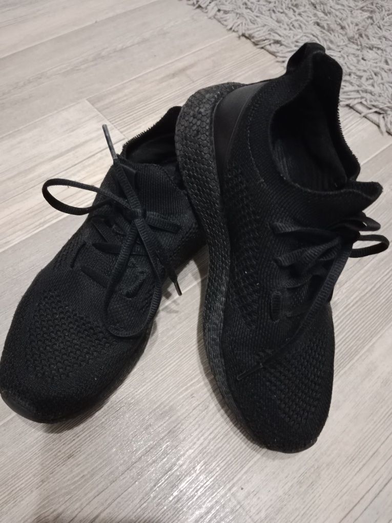 Adidasy dla chłopca rozmiar 35