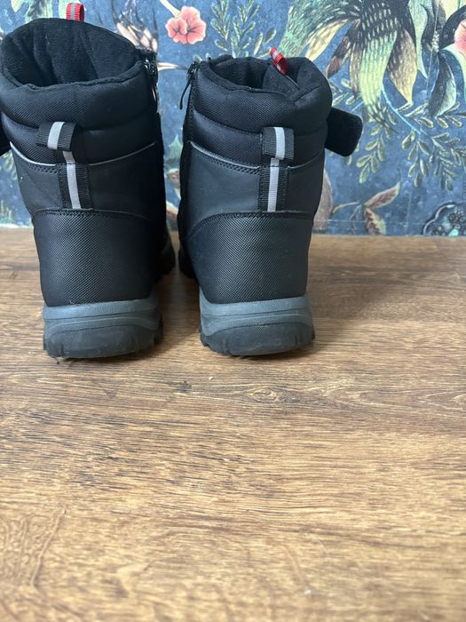 Черевики зимові на хлопчика 37 рр.
