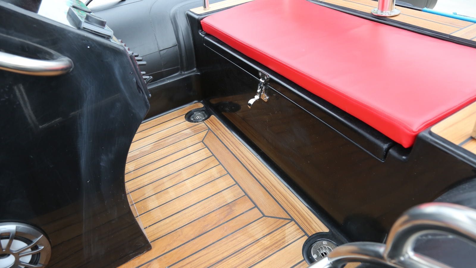 Łódź RIB Mattson Yacht - EX-Chiron 700 motorówka motorowa jacht