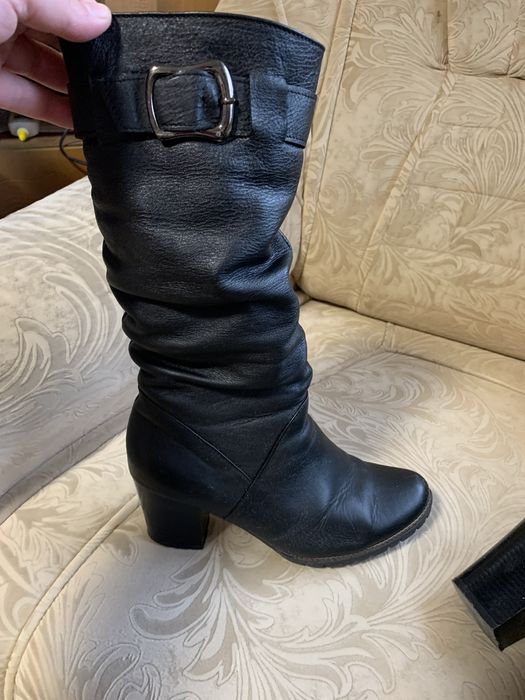 Зимові жіночі чоботи