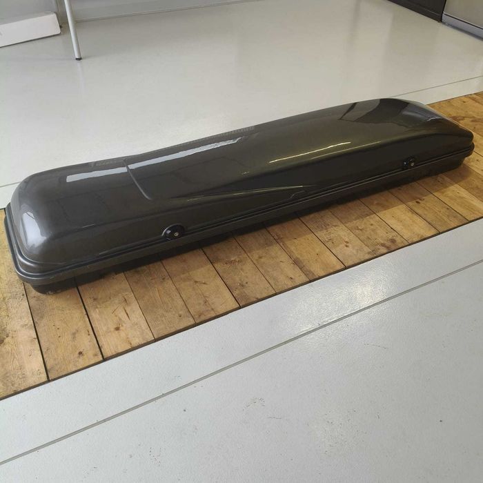 Bagażnik dachowy w bardzo dobrym stanie z mocowaniami