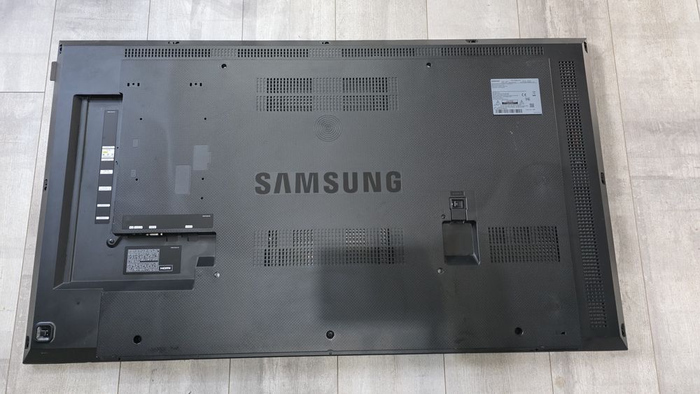Monitor przemyslowy telewizor samsung 48" cali