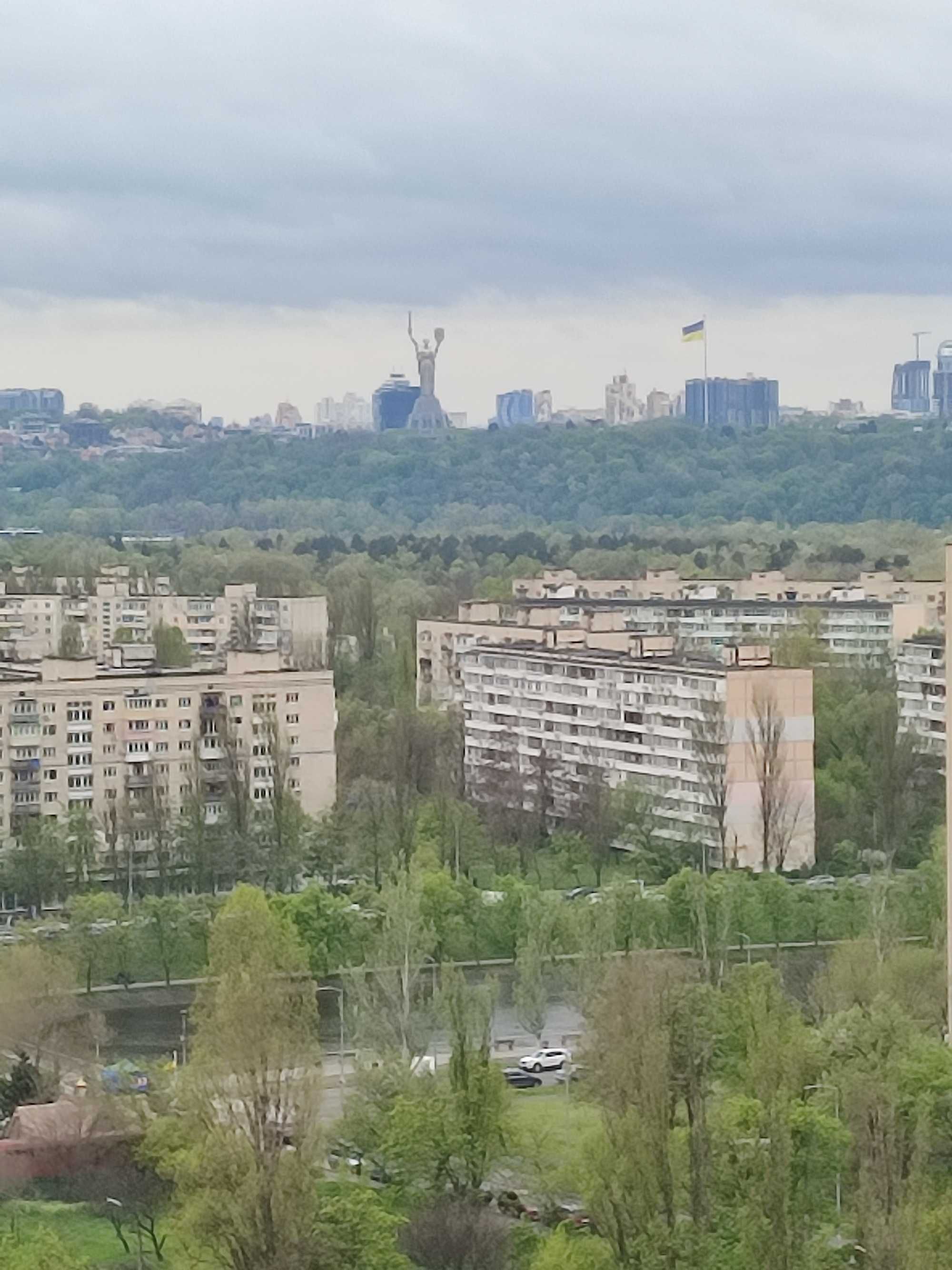 Продаю 1 к.квартиру ЖК Галактика Ліра Лівобер. власник без комісії