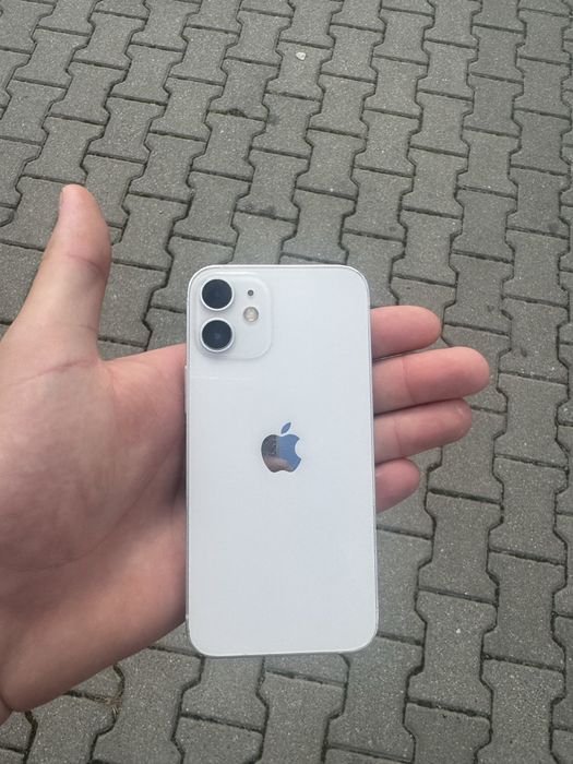 Iphone 12 mini w idealnym stanie