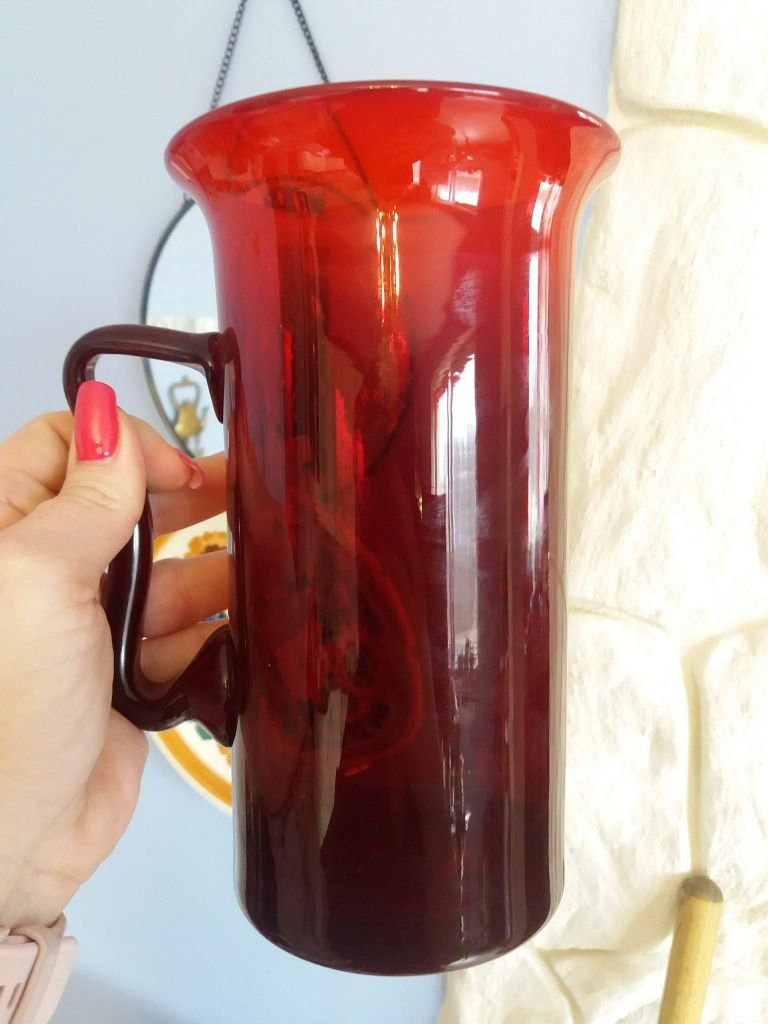Piękny szklany rubinowy kufel profesora Horbowego Sudety prl