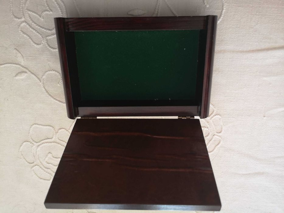 caixa em madeira / guarda joias