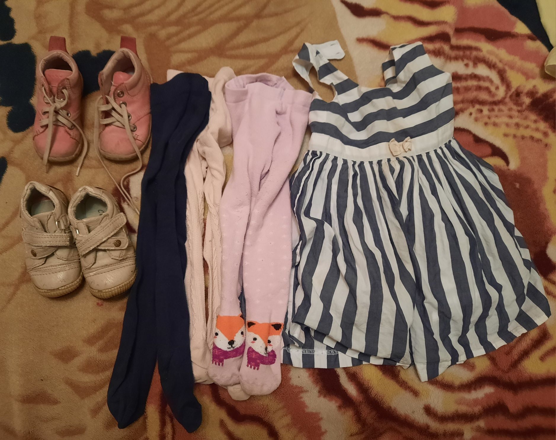 Одяг для дівчинки (1 рік)