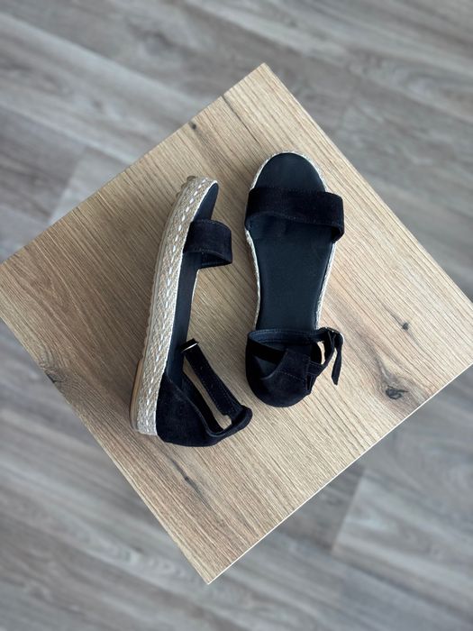 Босоніжки замш 36р