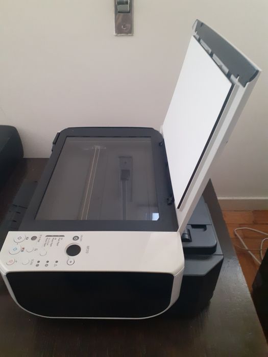 Impressora Multifunções Canon MP210