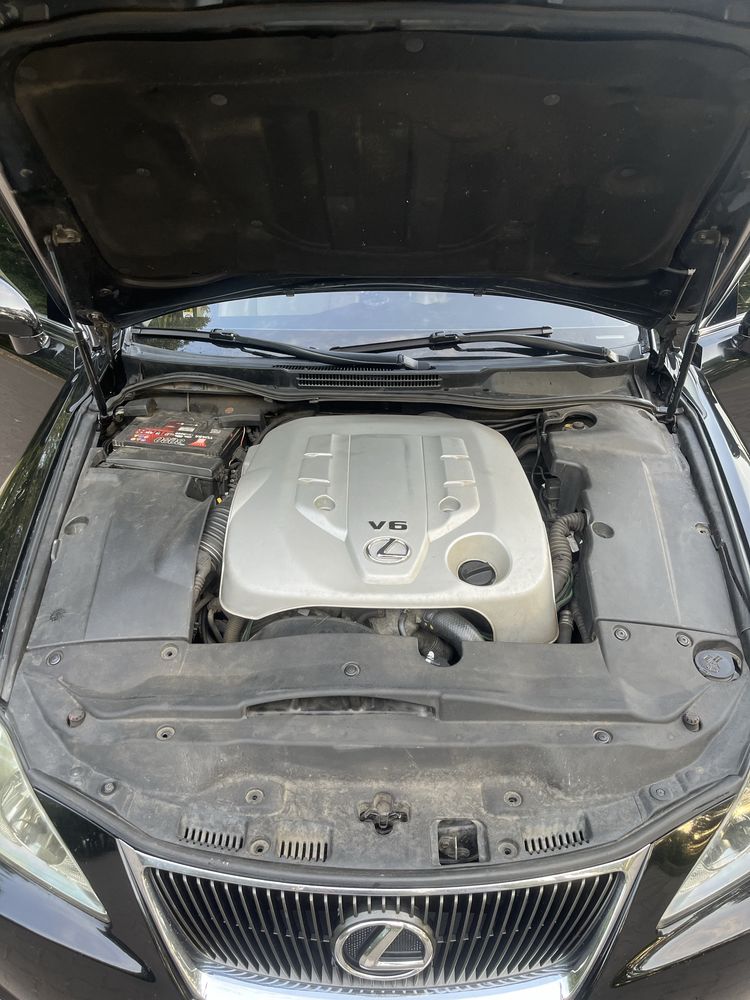 Lexus IS 300.Живий Араб