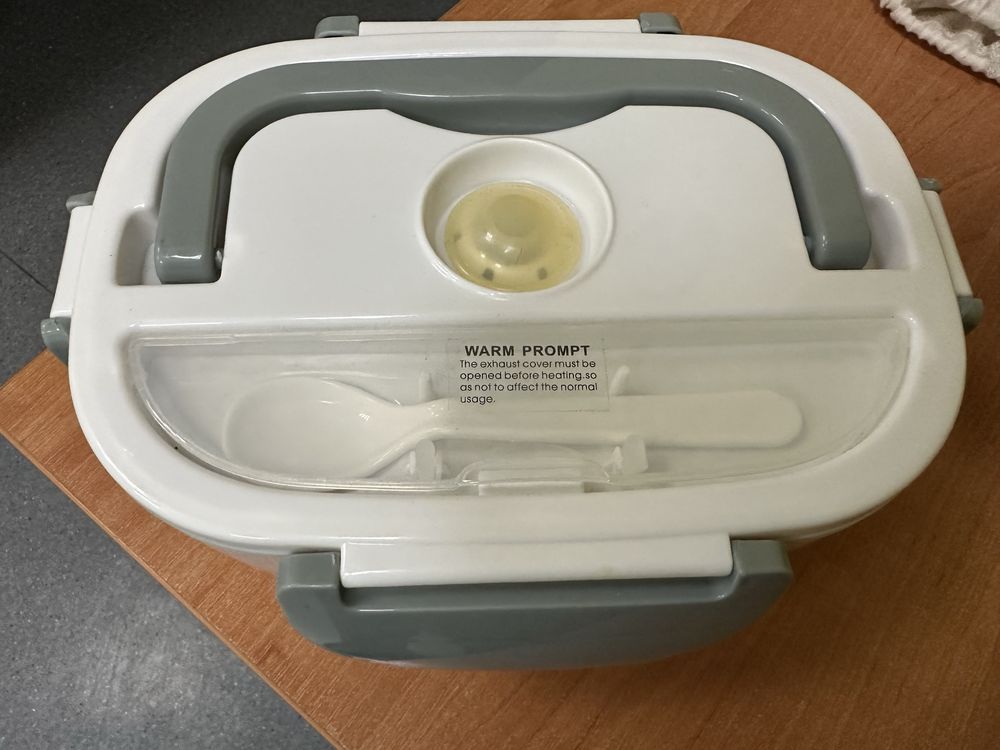 Podgrzewacz Lunchbox Adler zasilanie sieciowe