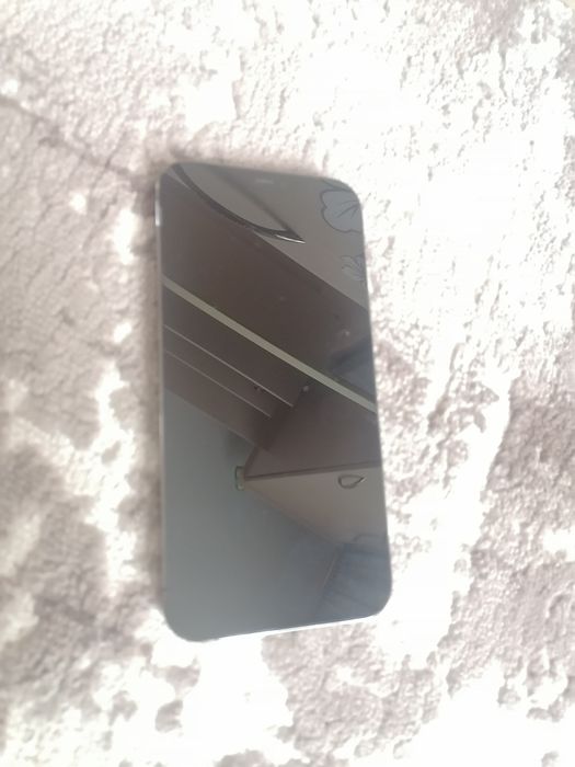 IPhone 12 pro max заблокованый