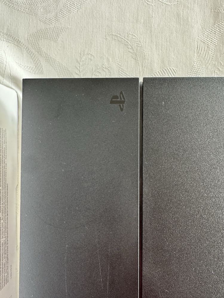 Playstation 4 com CD