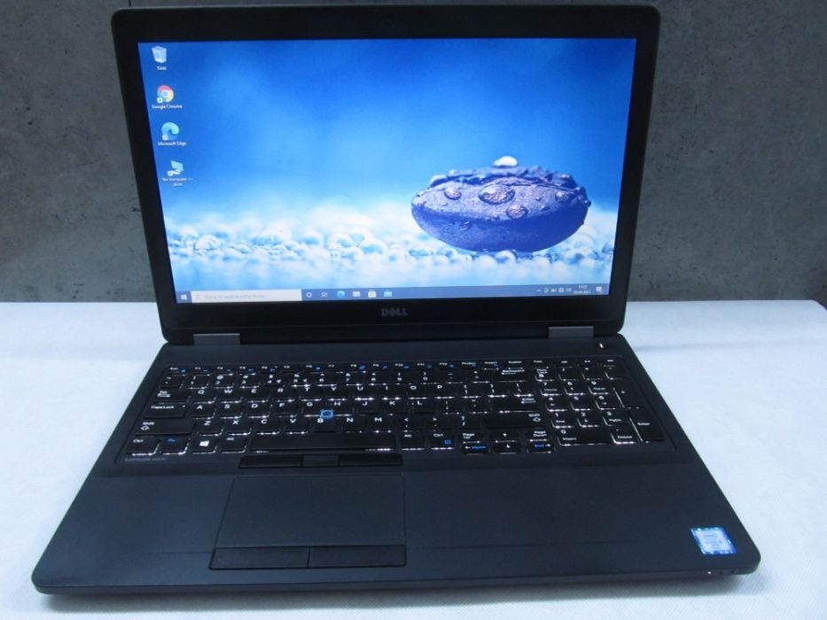 Biznesowy Dell Latitude E5570 i5 6300U 8GB Dysk SSD 256GB Laptop Vat