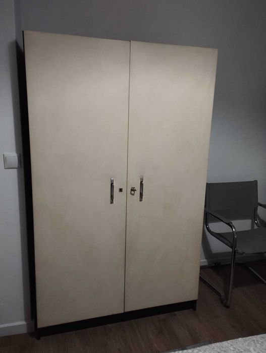 Guarda fatos / Móvel arrumos