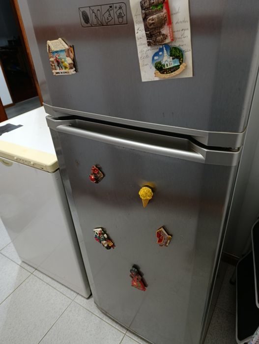 Frigorífico Becken em bom estado