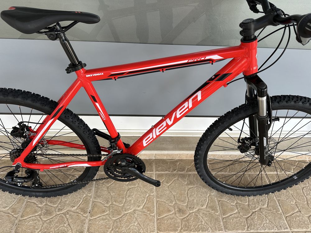 Bicicleta de montanha - nova