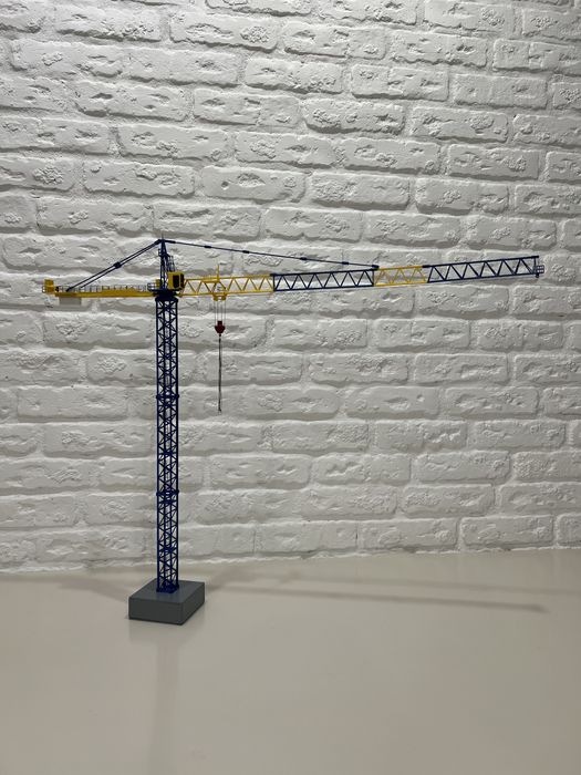 Модель Баштового Крану zeppelin zbk 140