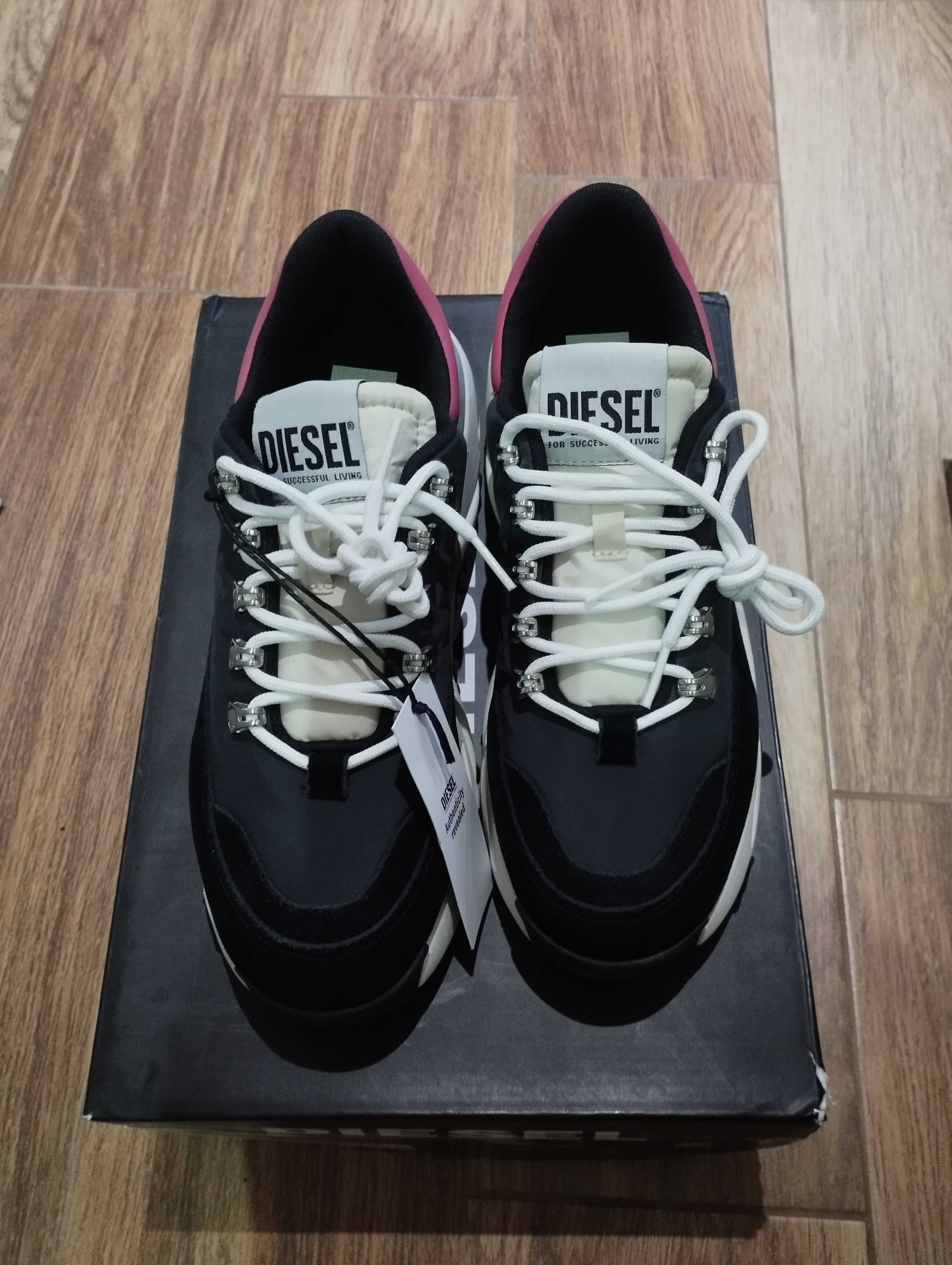 Кросівки оригінальні Diesel 39 р