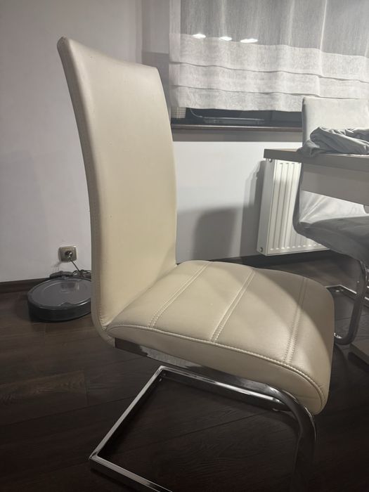 Krzesła do jadalni/ salonu/ 6 sztuk, beżowe