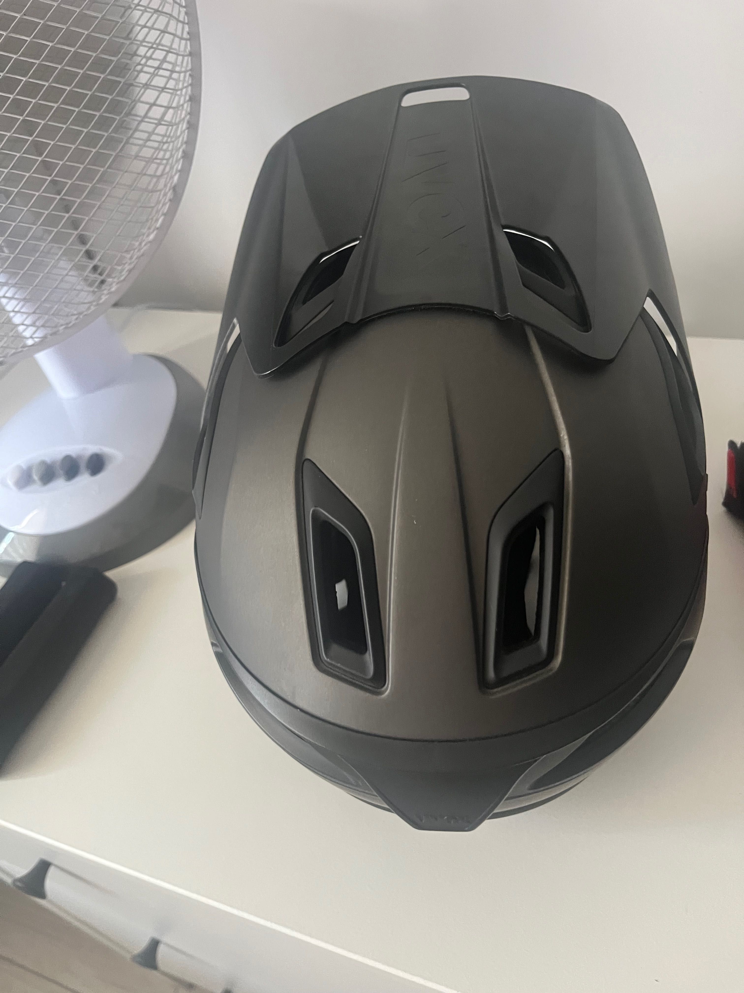Kask rowerowy Full Face Uvex Jakkyl HDE 2.0 rozmiar M